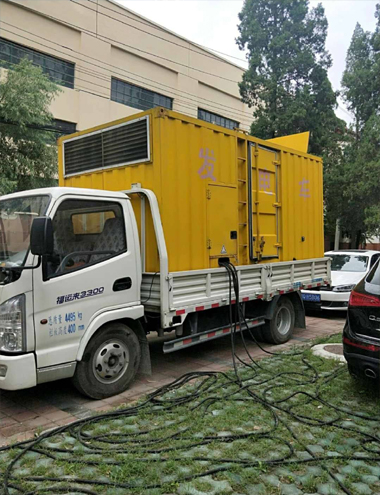 德昌发电车出租-柴油发电机组排烟系统设计要求及其考虑因素